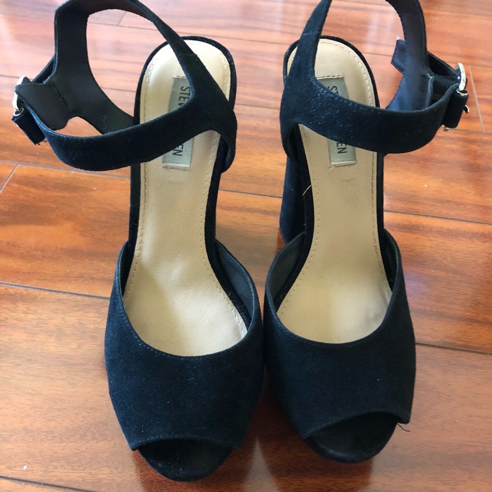 Steve Madden Chunky 6in Platform Heels